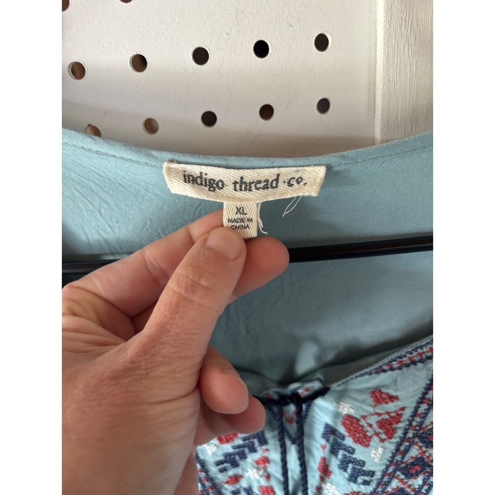 Indigo Brand Embroidered Top (Like New) - Picture 2 of 6